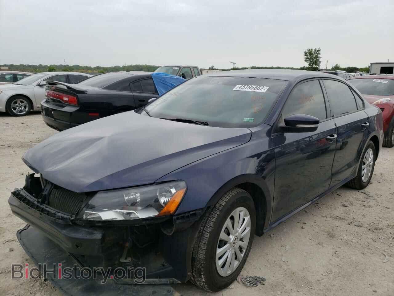 2013 VOLKSWAGEN PASSAT - VIN: 1VWAP7A34DC123772 - Фото 2