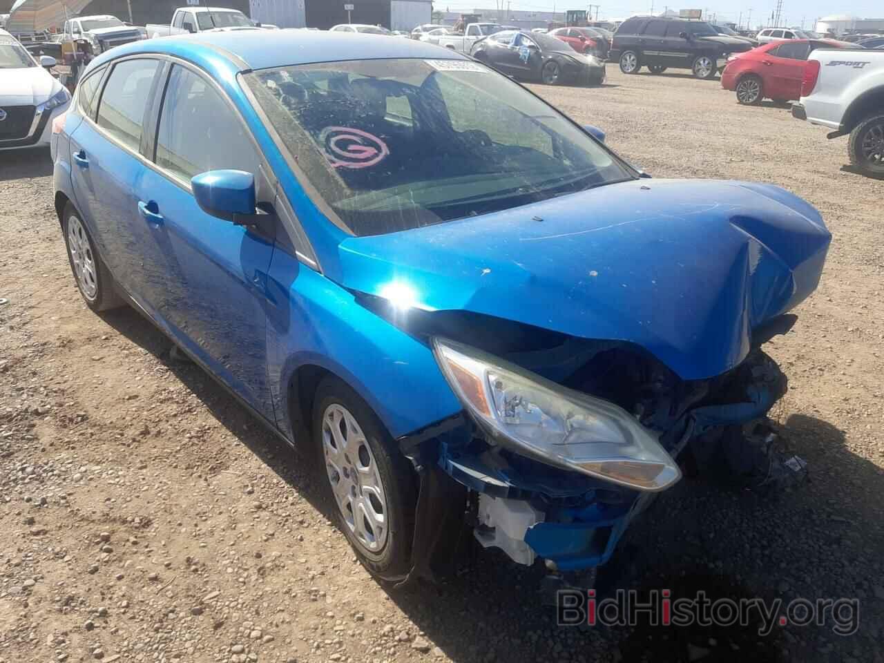 Photo 1FAHP3K23CL173745 - FORD FOCUS 2012