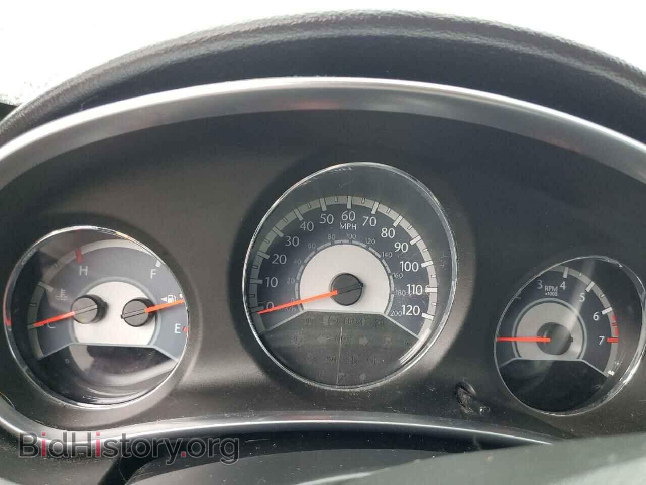 2011 CHRYSLER 200 - VIN: 1C3BC2FGXBN593912 - Фото 9