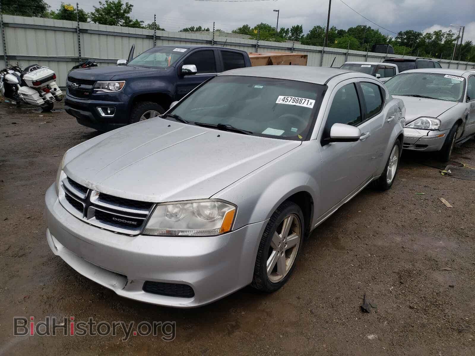 2011 DODGE AVENGER - VIN: 1B3BD1FB1BN573962 - Фото 2