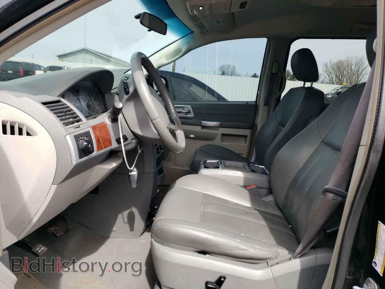 2008 CHRYSLER MINIVAN - VIN: 2A8HR54P48R757488 - Фото 7