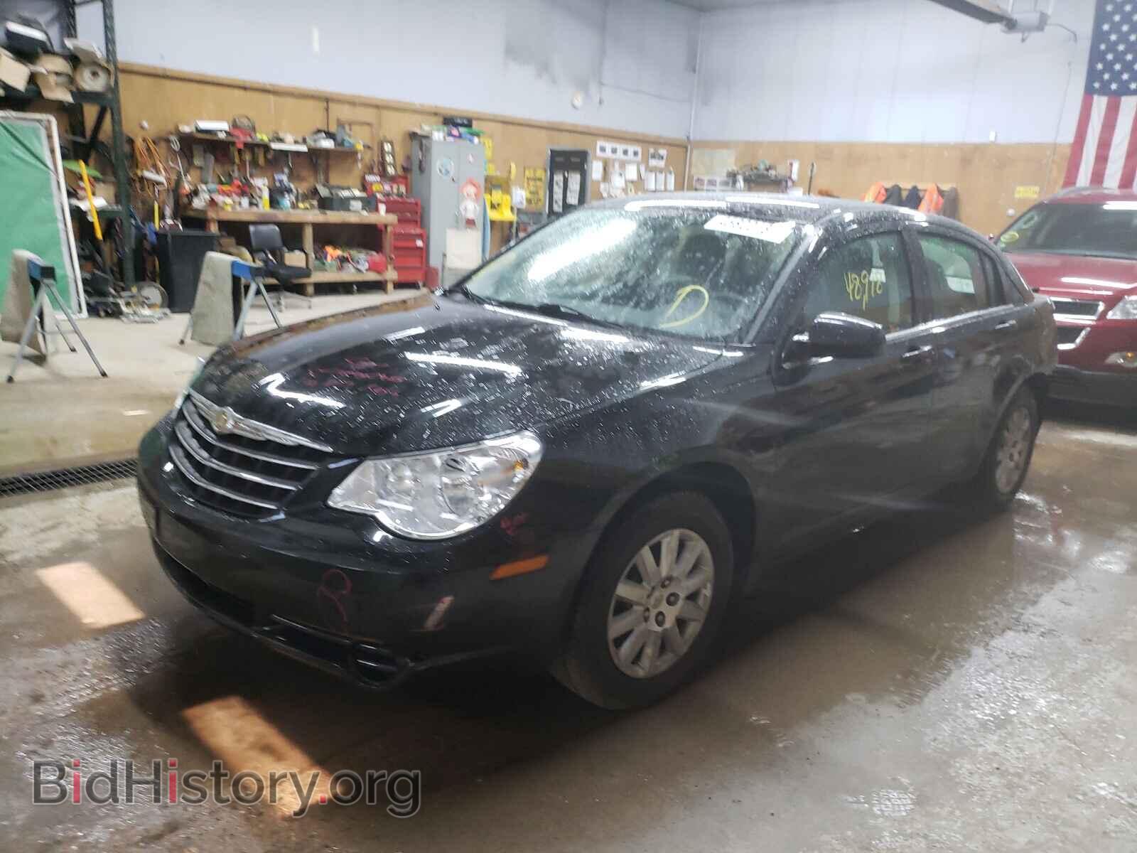 2010 CHRYSLER SEBRING - VIN: 1C3CC4FB1AN232913 - Фото 2