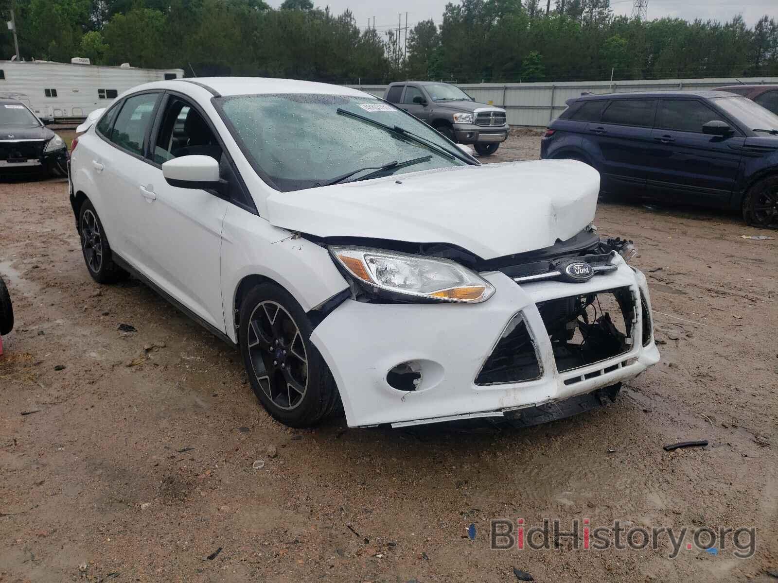 Photo 1FAHP3F2XCL370647 - FORD FOCUS 2012