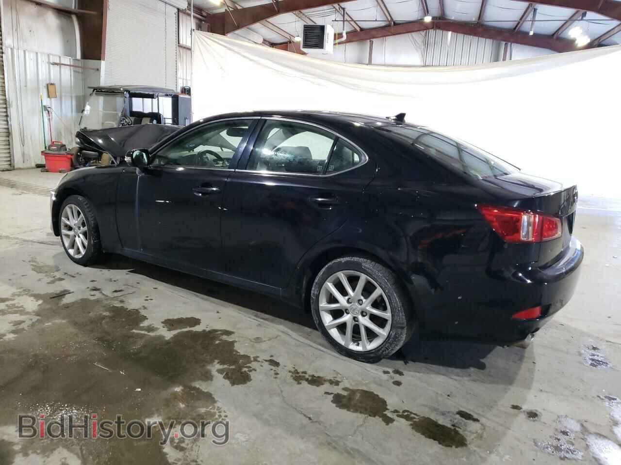 2011 LEXUS IS - VIN: JTHCF5C21B2035366 - Фото 2