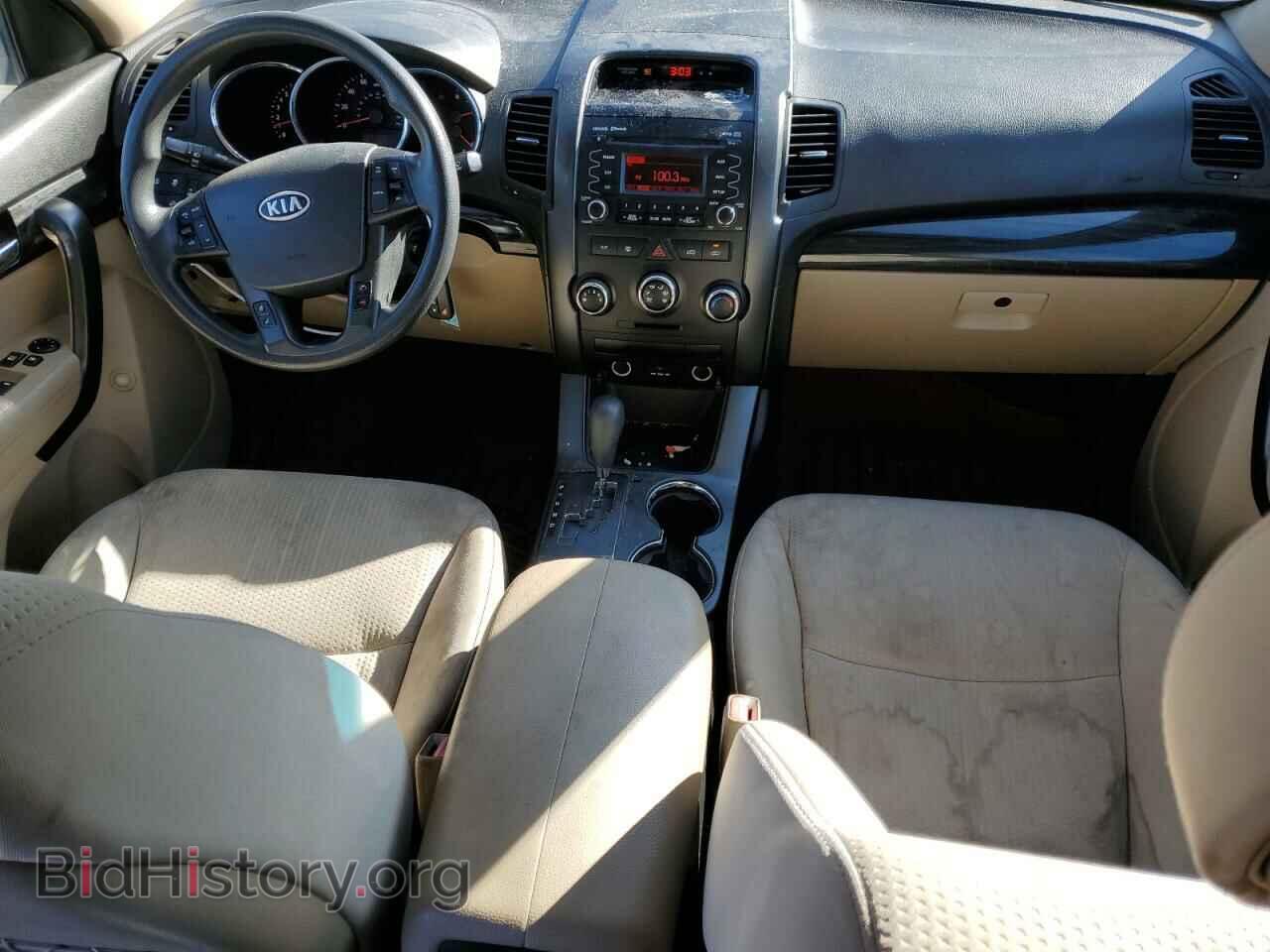 2011 KIA SORENTO - VIN: 5XYKTCA18BG111403 - Фото 8