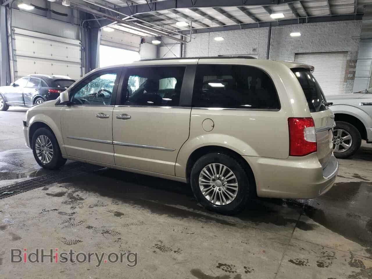 2016 CHRYSLER MINIVAN - VIN: 2C4RC1BG2GR120901 - Photo 2