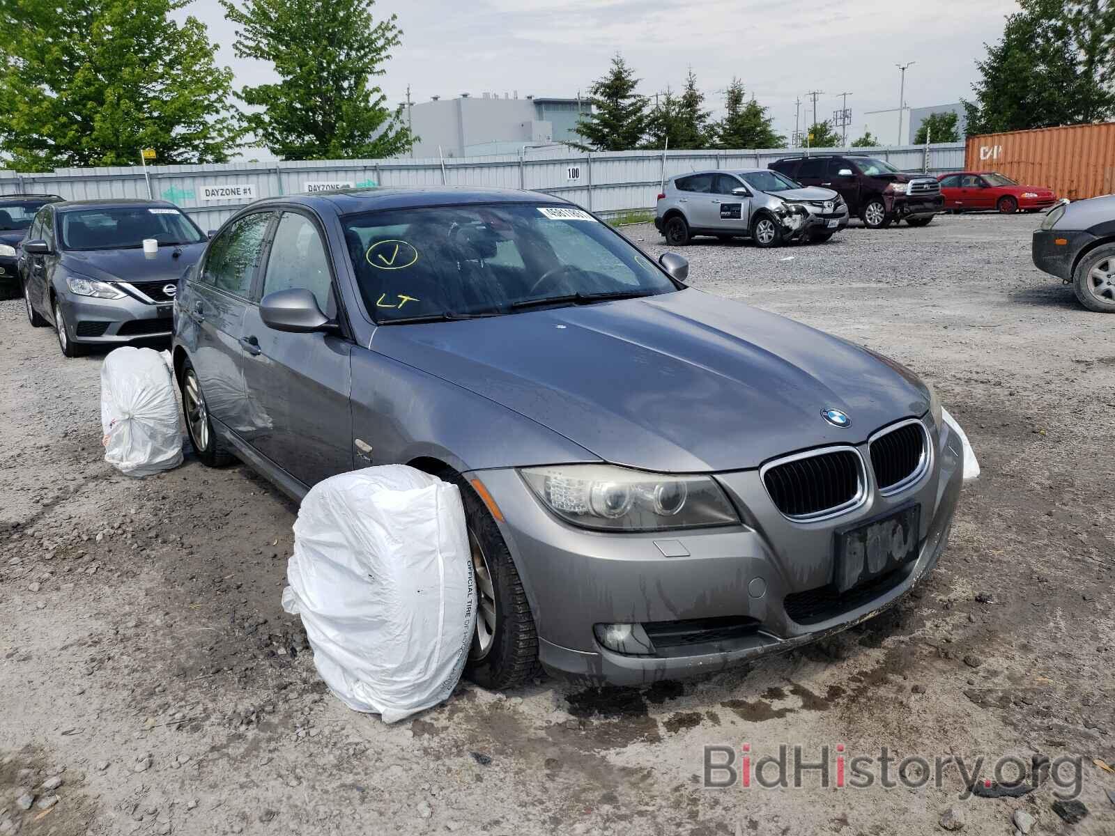 Photo WBAPK73529A455431 - BMW 3 SERIES 2009