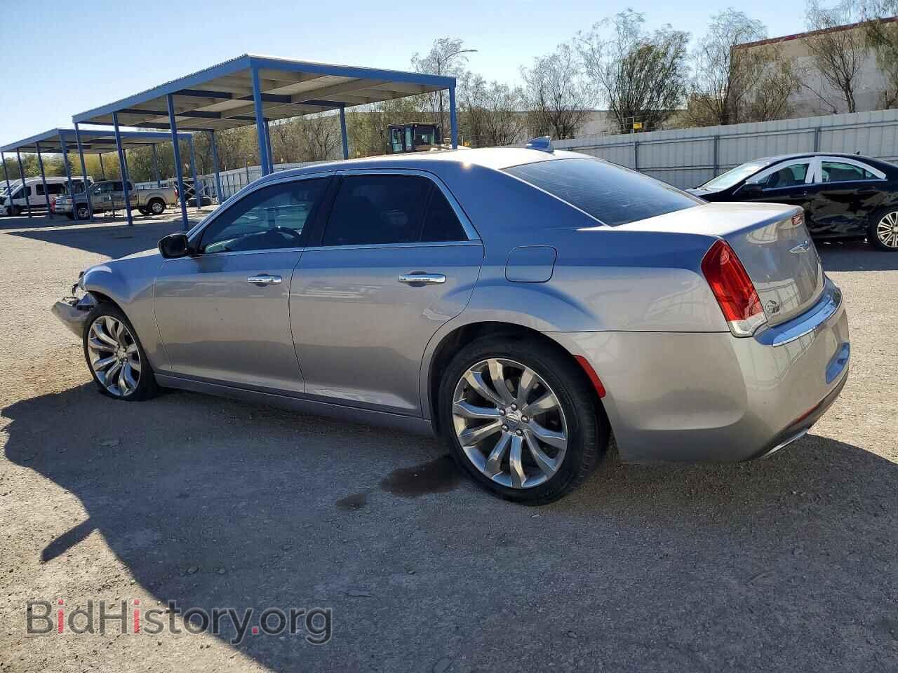 2017 CHRYSLER 300 - VIN: 2C3CCAEGXHH668898 - Фото 2