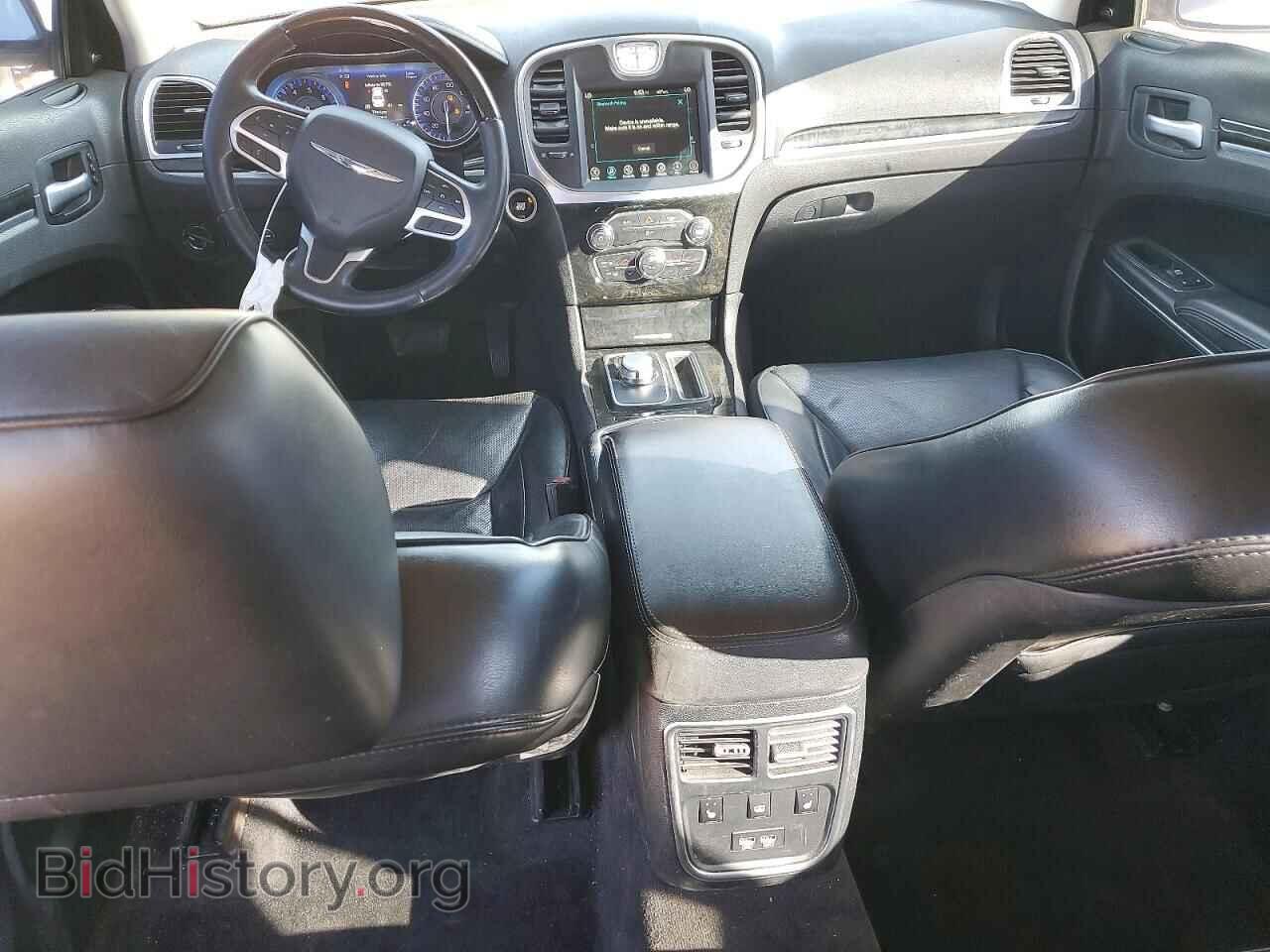 2017 CHRYSLER 300 - VIN: 2C3CCAEGXHH668898 - Фото 8