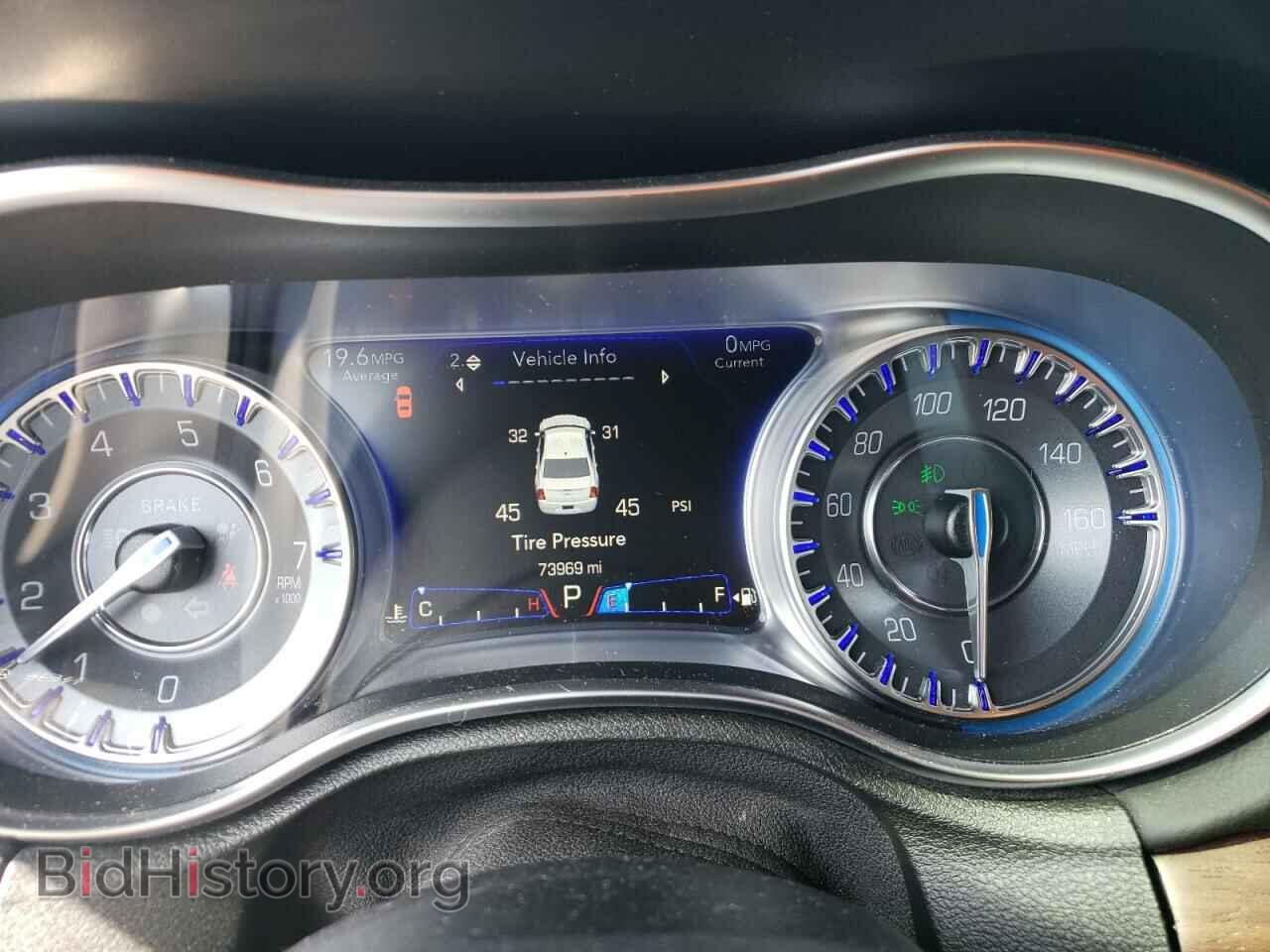 2016 CHRYSLER 300 - VIN: 2C3CCAPT9GH248462 - Фото 9