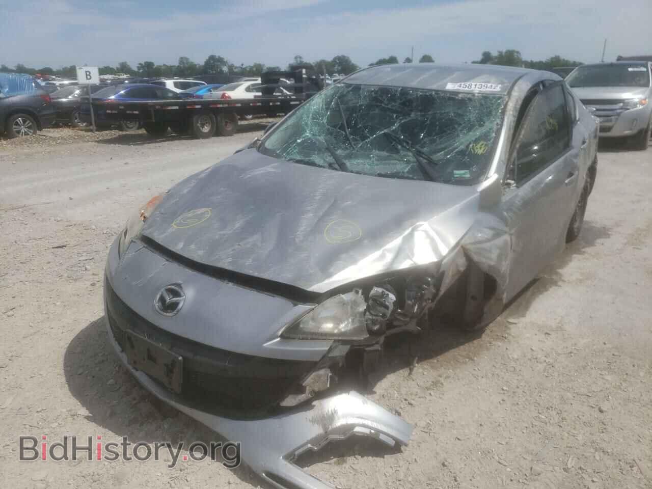 2011 MAZDA 3 - VIN: JM1BL1UF2B1419372 - Фото 2