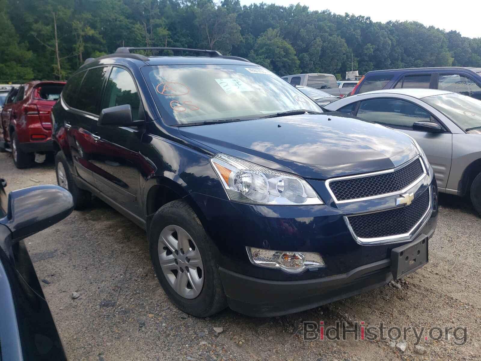 Photo 1GNKRFED3CJ134620 - CHEVROLET TRAVERSE 2012