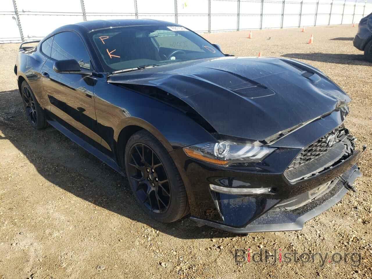 Photo 1FA6P8TH1J5157830 - FORD MUSTANG 2018