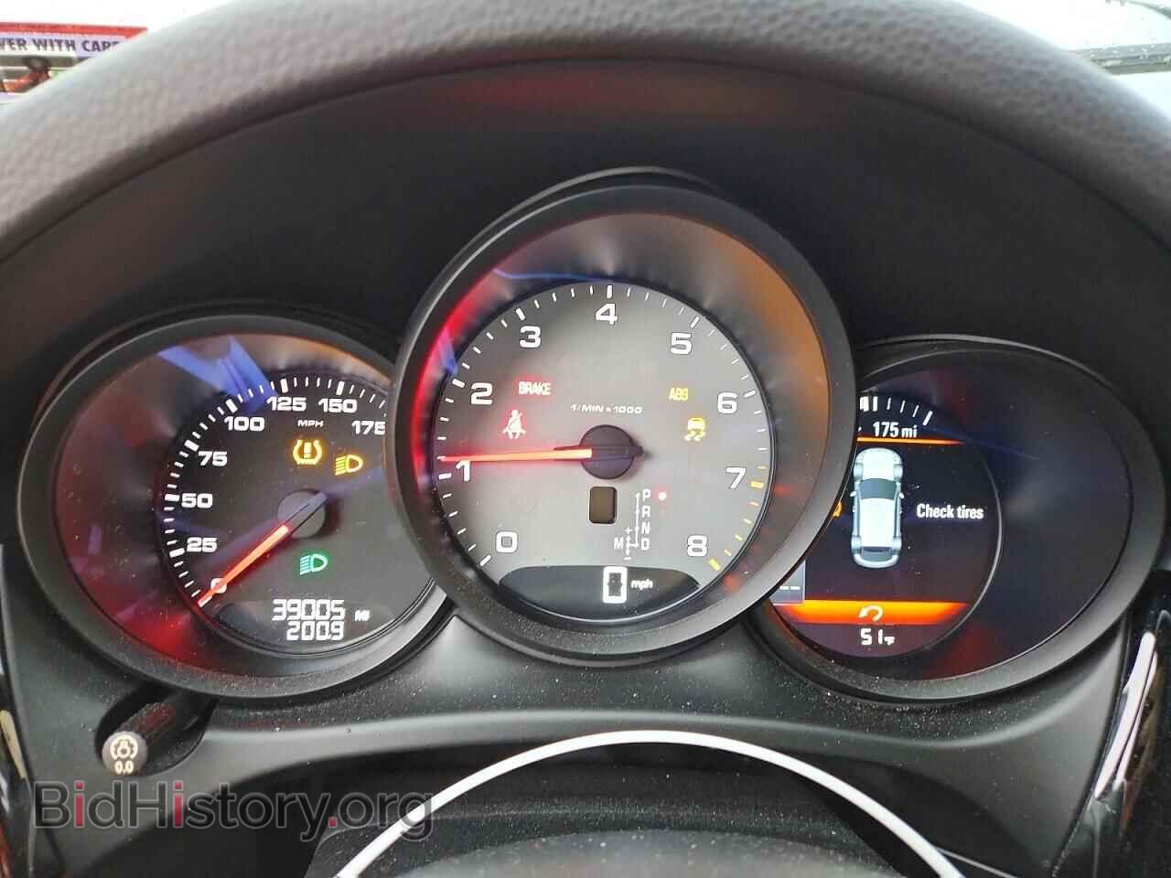 2019 PORSCHE MACAN - VIN: WP1AB2A59KLB32579 - Photo 9