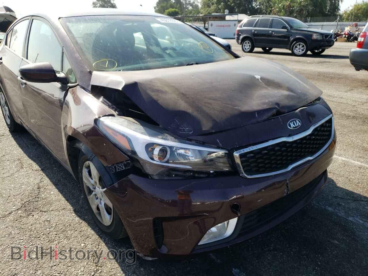 2017 KIA FORTE - VIN: 3KPFK4A77HE017341 - Photo 9