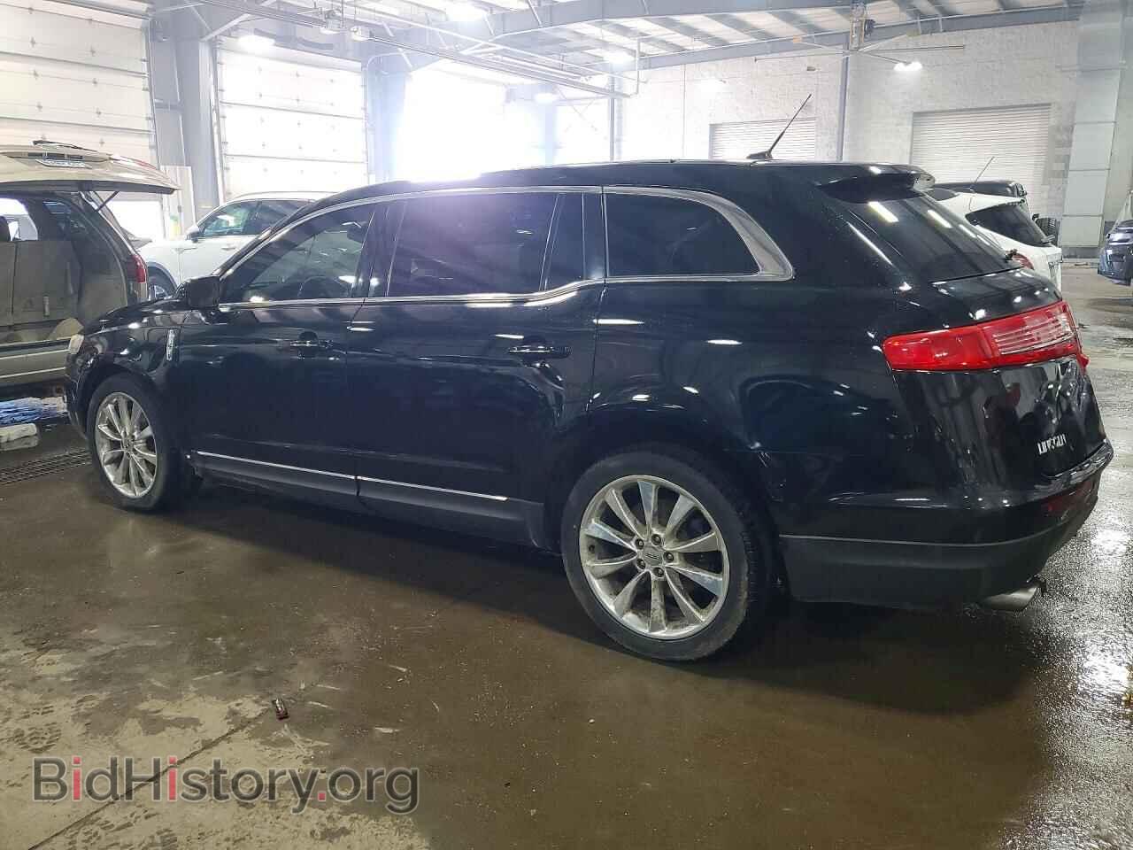 2011 LINCOLN MKT - VIN: 2LMHJ5AT7BBJ54776 - Photo 2