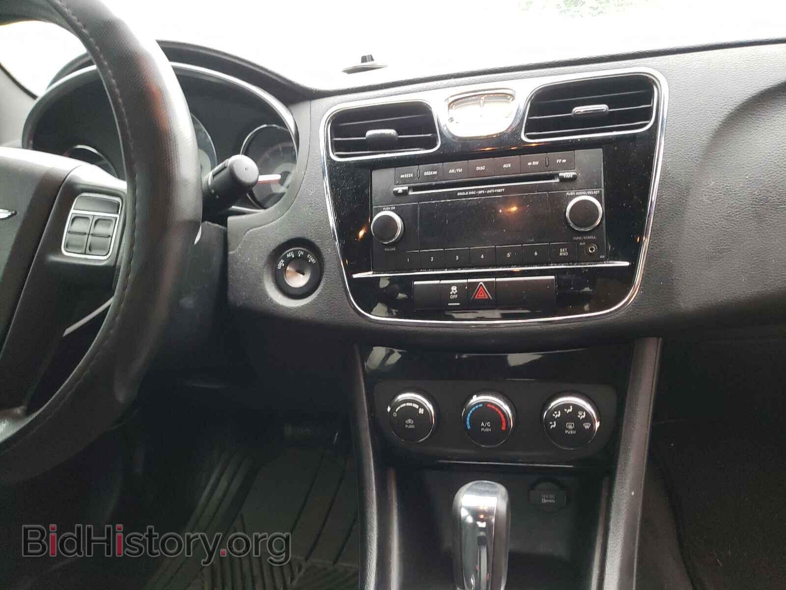 2012 CHRYSLER 200 - VIN: 1C3CCBAB1CN317930 - Фото 9