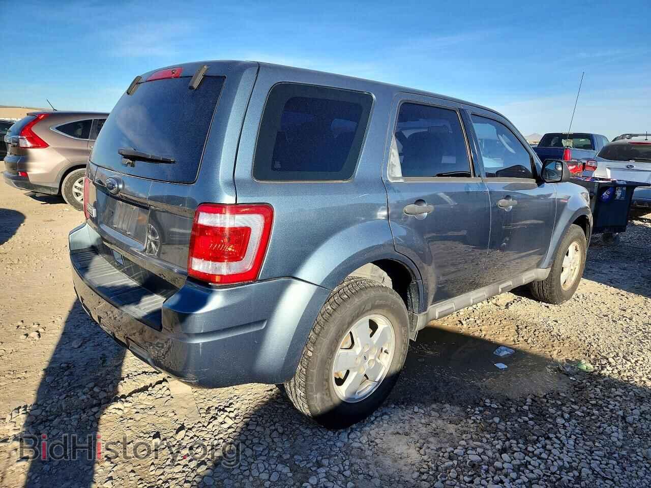 2010 FORD ESCAPE - VIN: 1FMCU0C70AKD40261 - Фото 3