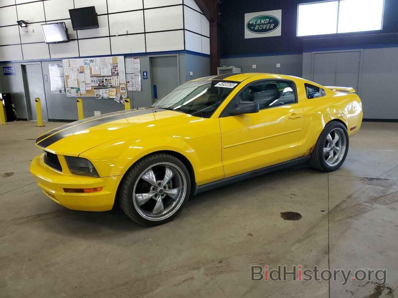 Photo 1ZVFT80N165199225 - FORD MUSTANG 2006