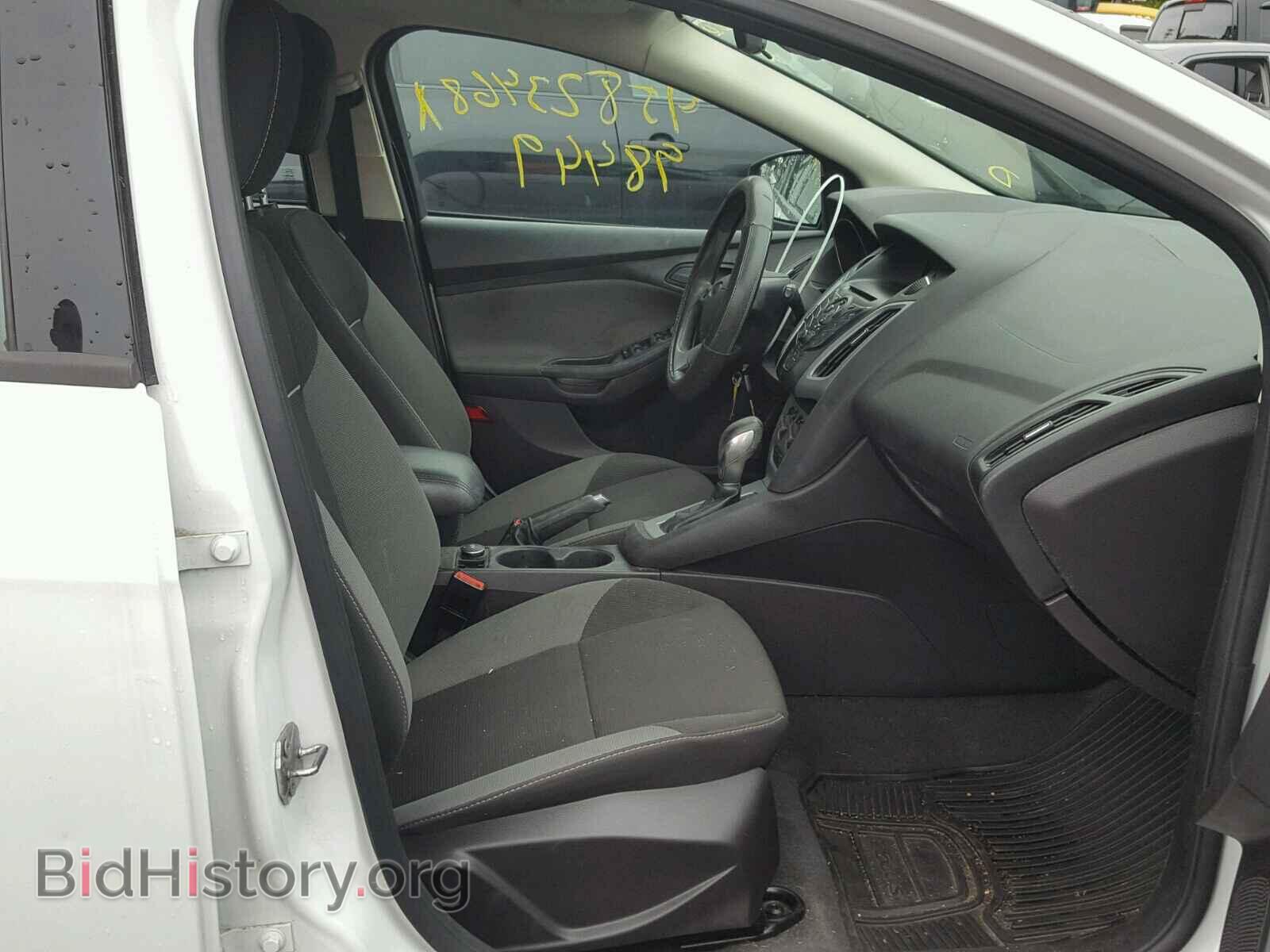 2012 Ford FOCUS (VIN 1FAHP3K27CL372376) — фото 5 из 10
