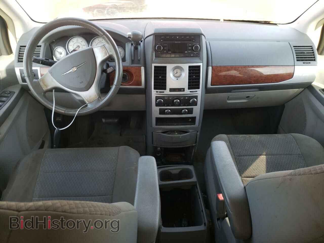 2009 CHRYSLER MINIVAN - VIN: 2A8HR54179R589651 - Фото 8