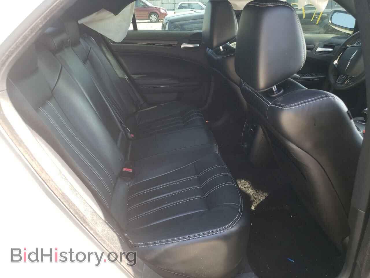 2014 CHRYSLER 300 - VIN: 2C3CCAGG8EH297409 - Фото 6