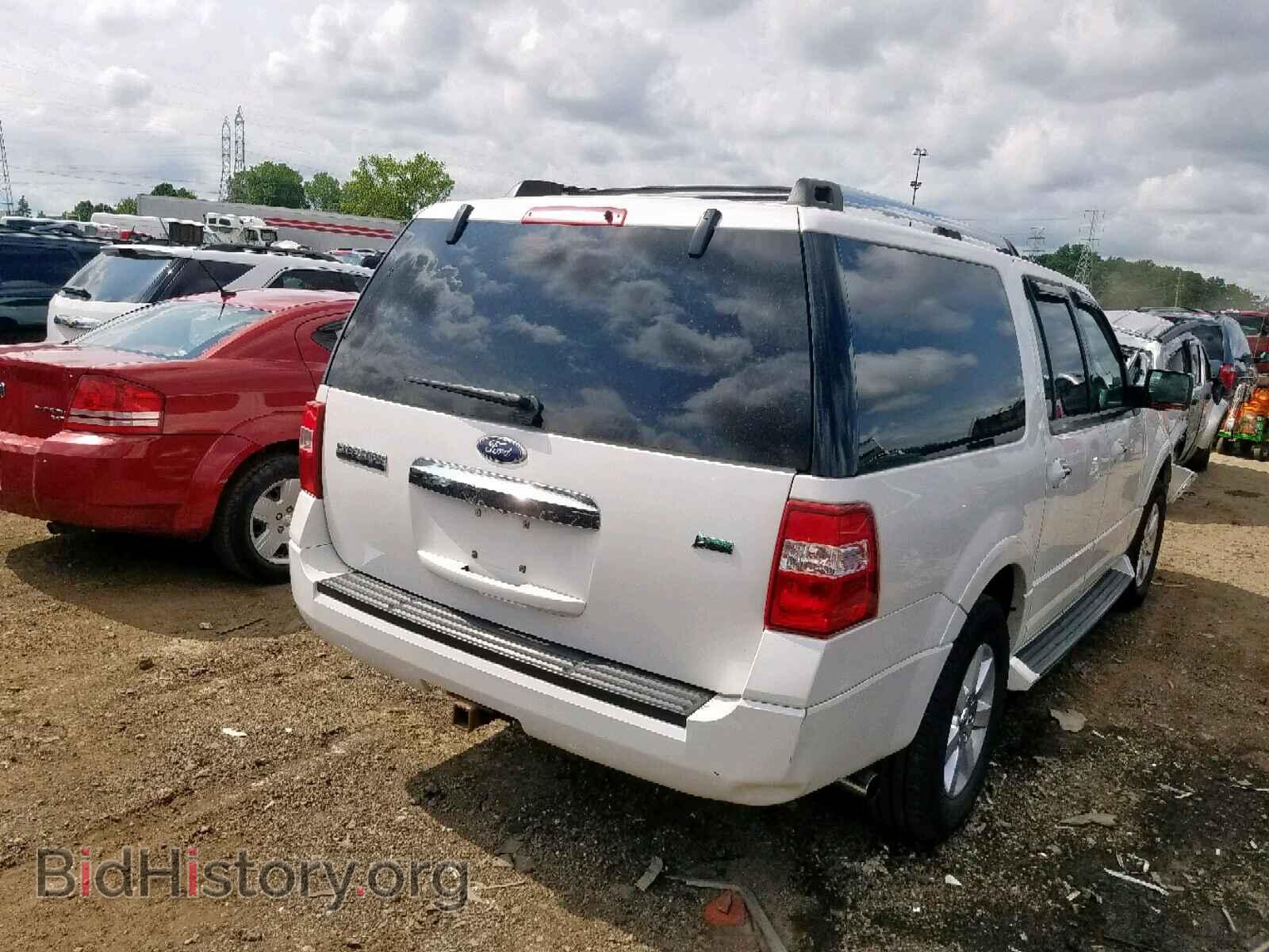 2010 FORD EXPEDITION - VIN: 1FMJK2A5XAEB57636 - Фото 4