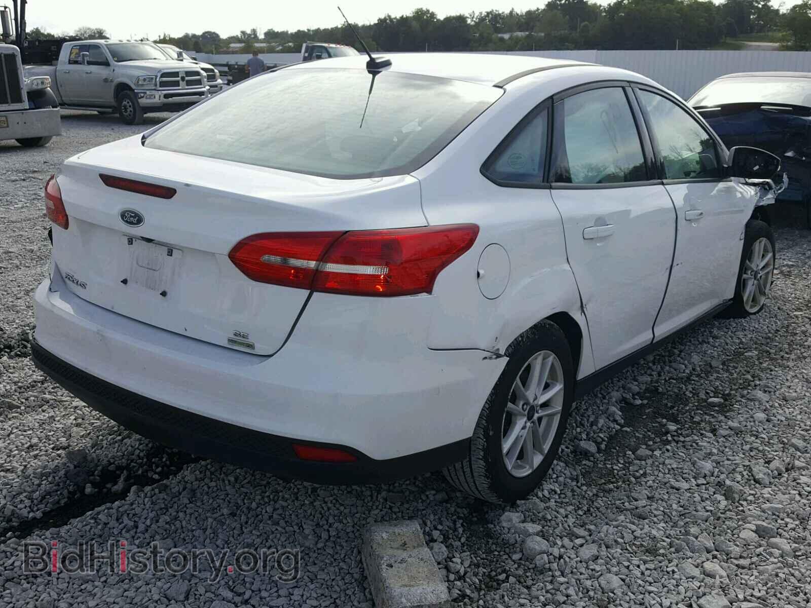 2017 FORD FOCUS - VIN: 1FADP3FEXHL264151 - Photo 4