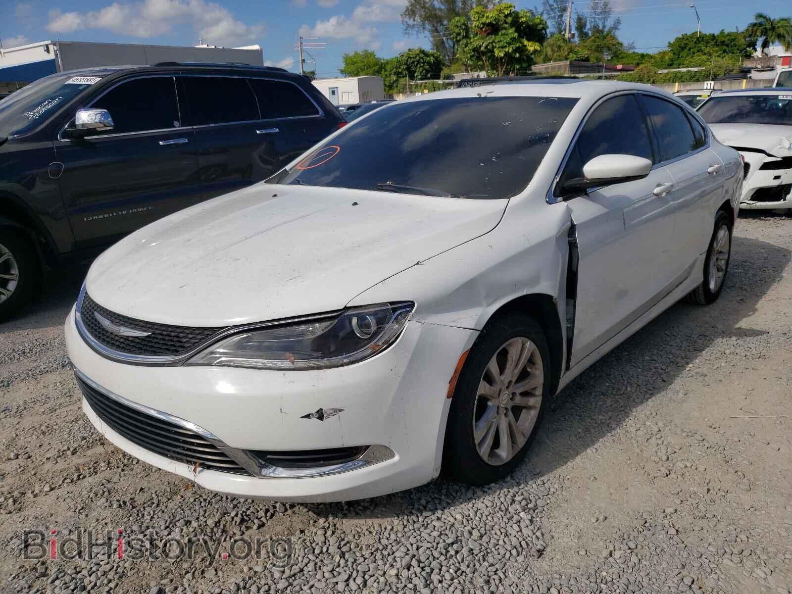 2015 CHRYSLER 200 - VIN: 1C3CCCAB0FN628940 - Фото 2