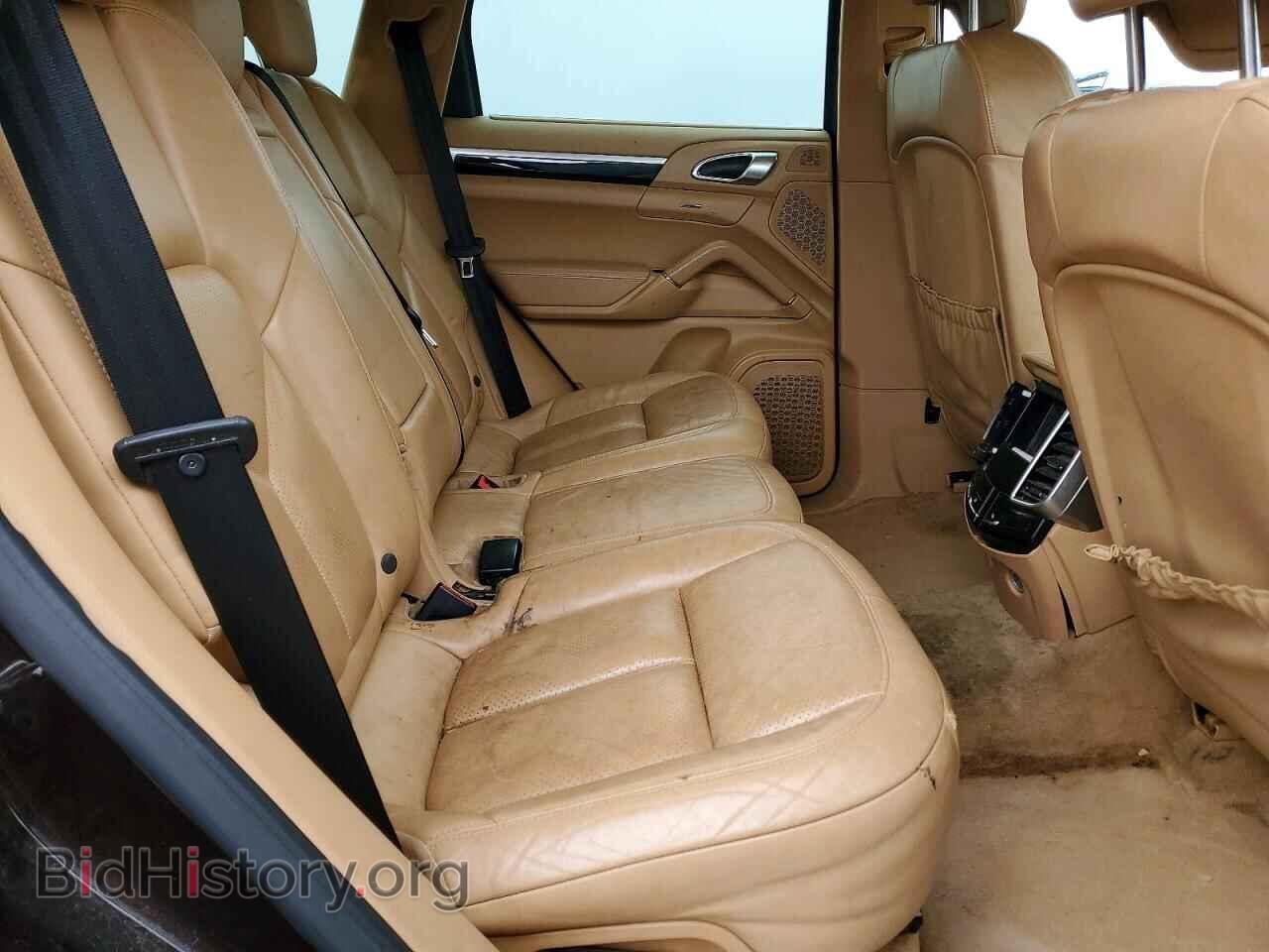 2016 PORSCHE CAYENNE - VIN: WP1AA2A25GLA10933 - Photo 10
