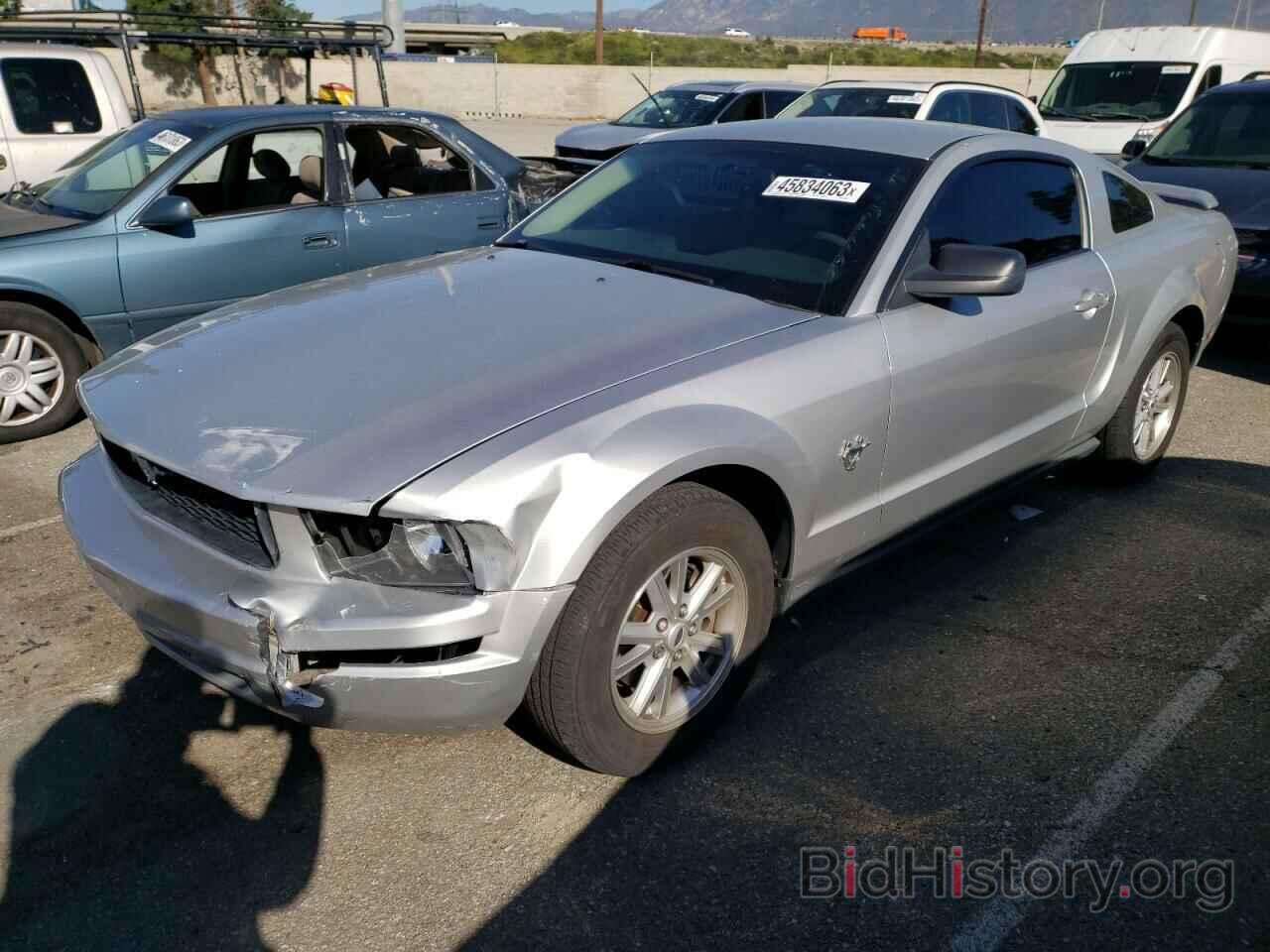 Photo 1ZVHT80N995131834 - FORD MUSTANG 2009