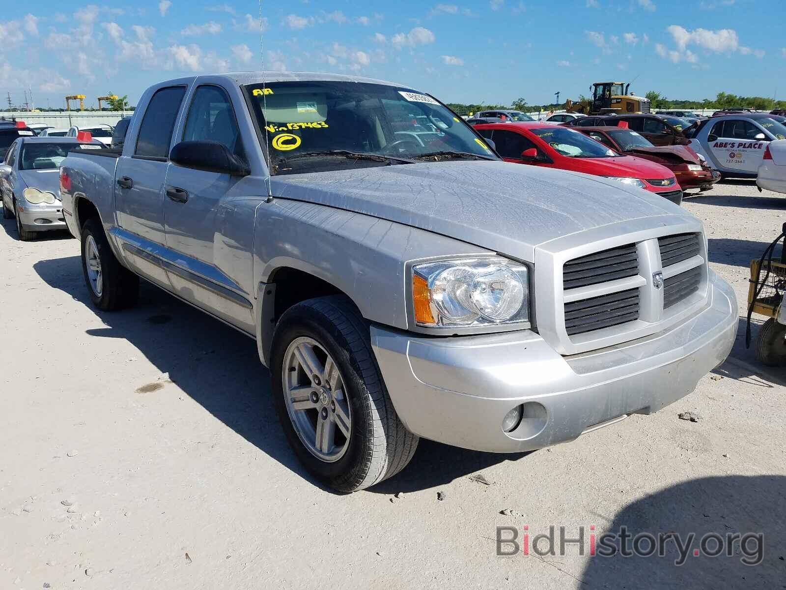 Photo 1D7HW48K67S137463 - DODGE DAKOTA 2007