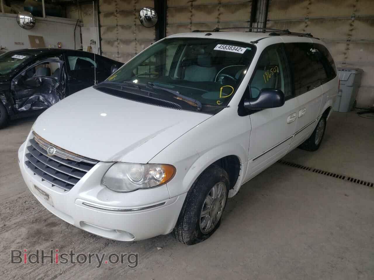 2007 CHRYSLER MINIVAN - VIN: 2A8GP64L17R138043 - Фото 2