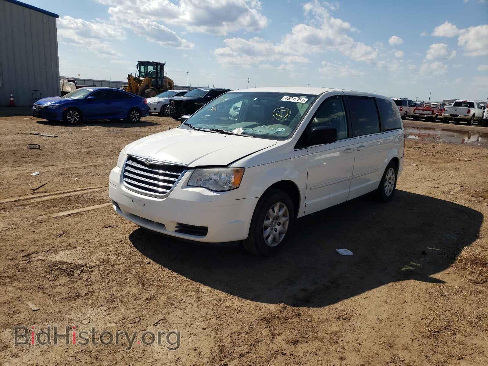 2009 CHRYSLER MINIVAN - VIN: 2A8HR44E79R515451 - Фото 2