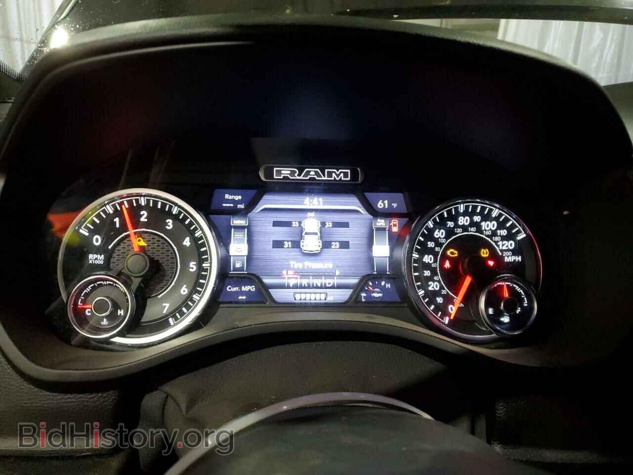 2019 RAM 1500 - VIN: 1C6SRFFT1KN737143 - Фото 9