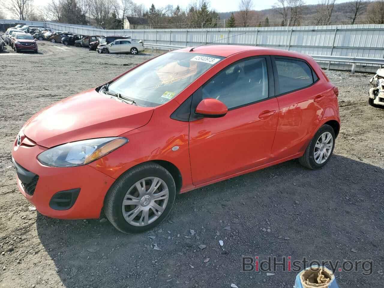 Report JM1DE1HY4B0126920 MAZDA 2 2011 RED GAS - price and damage history