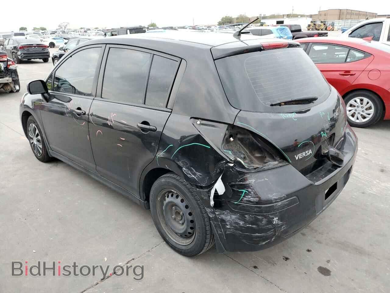 2011 NISSAN VERSA - VIN: 3N1BC1CP8BL398971 - Фото 2