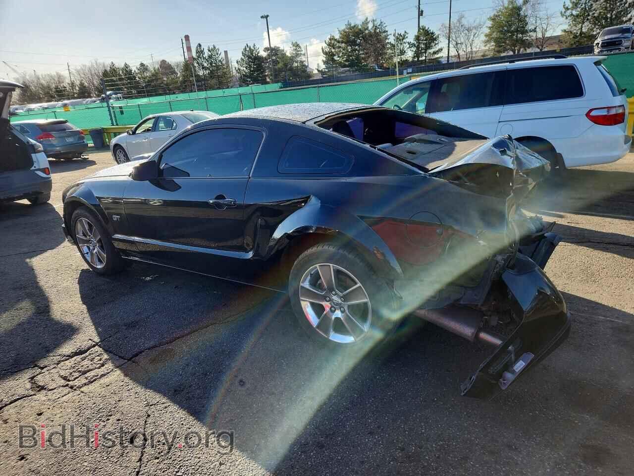 2008 FORD MUSTANG - VIN: 1ZVHT82H485199173 - Photo 2