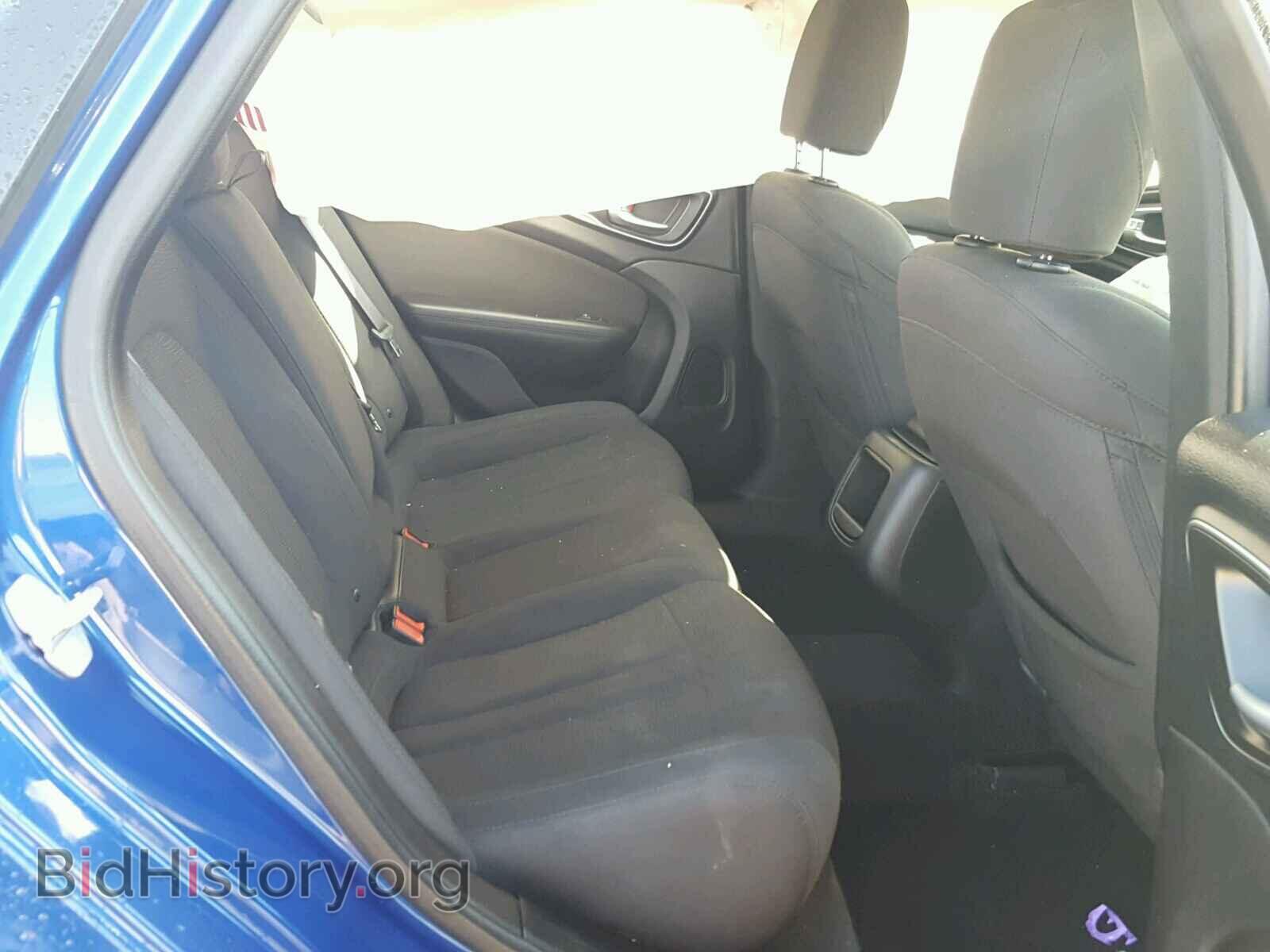 2016 CHRYSLER 200 - VIN: 1C3CCCAB7GN107246 - Фото 5