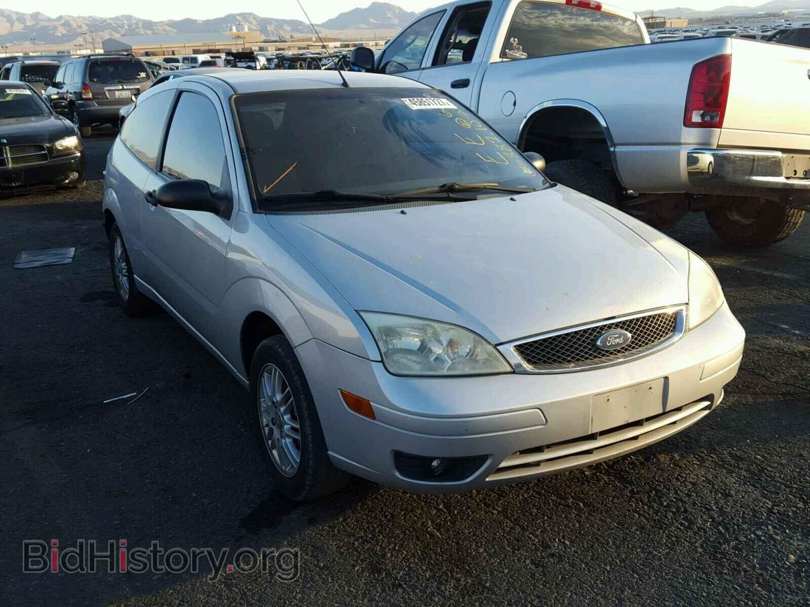 Photo 3FAHP31N55R162018 - FORD FOCUS 2005