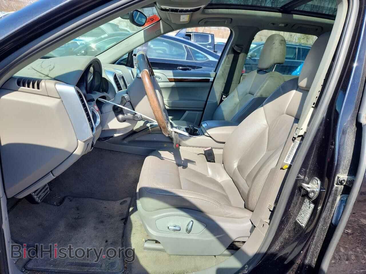 2011 PORSCHE CAYENNE - VIN: WP1AE2A27BLA93603 - Photo 7