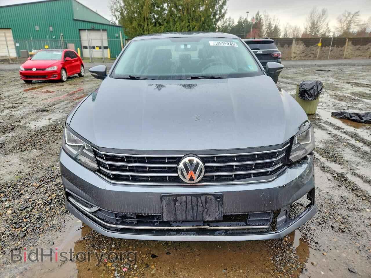 2017 VOLKSWAGEN PASSAT - VIN: 1VWAT7A3XHC077995 - Фото 5