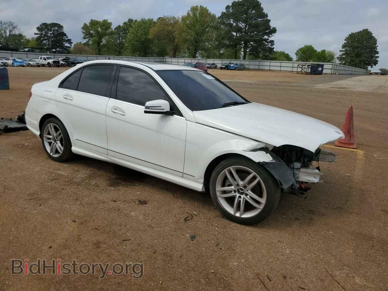 2014 MERCEDES-BENZ C-CLASS - VIN: WDDGF4HB5EA961081 - Фото 4