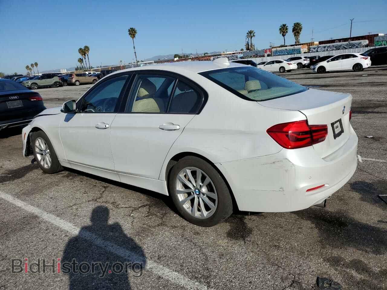 2016 BMW 3 SERIES - VIN: WBA8E1G56GNU10629 - Фото 2