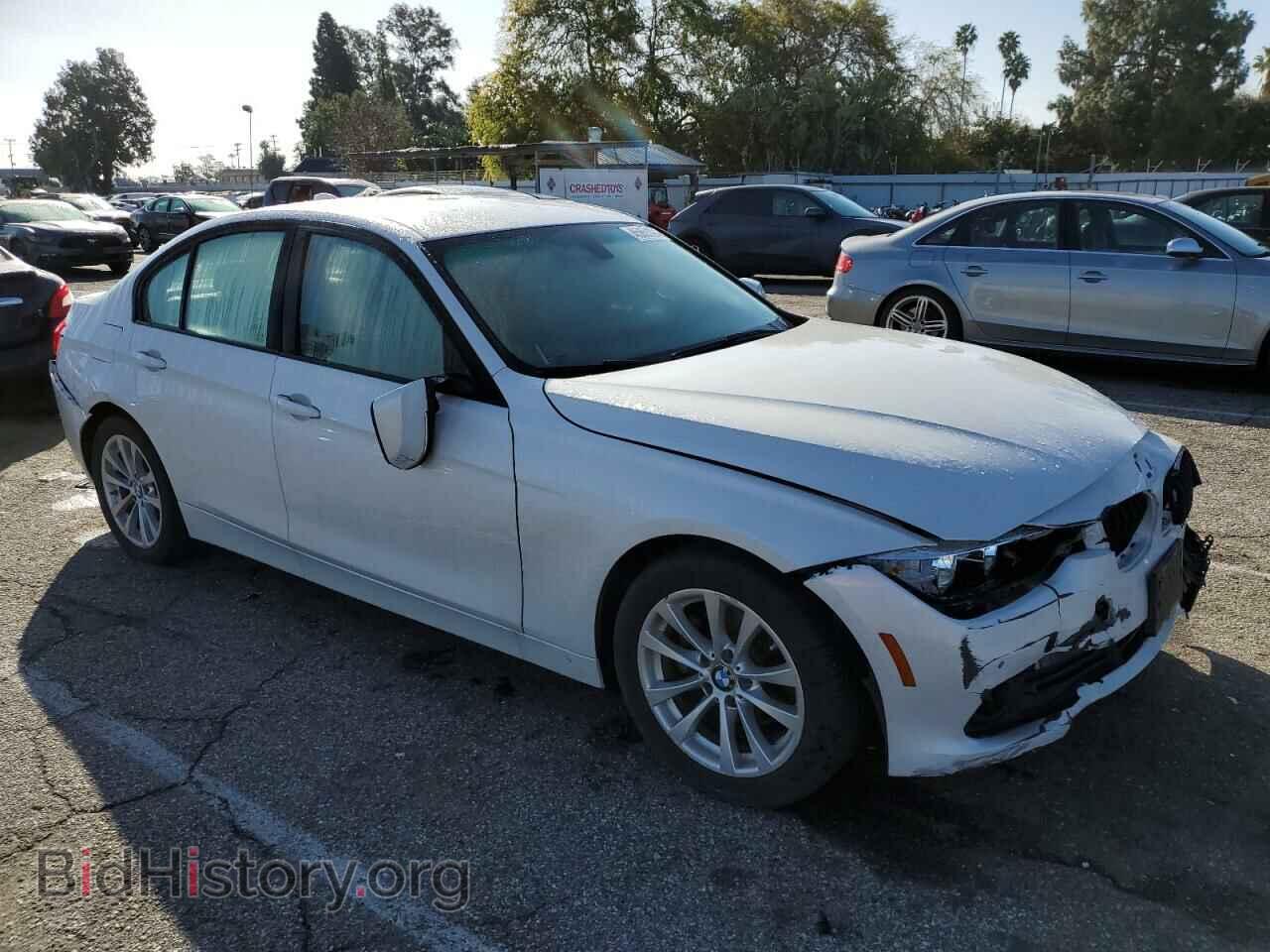 2016 BMW 3 SERIES - VIN: WBA8E1G56GNU10629 - Фото 4