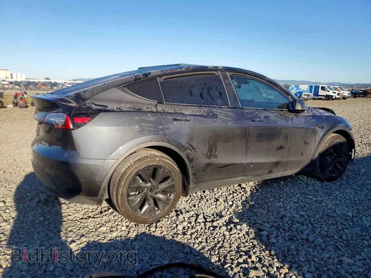 2024 TESLA MODEL Y - VIN: 7SAYGDEE7RF013565 - Photo 3