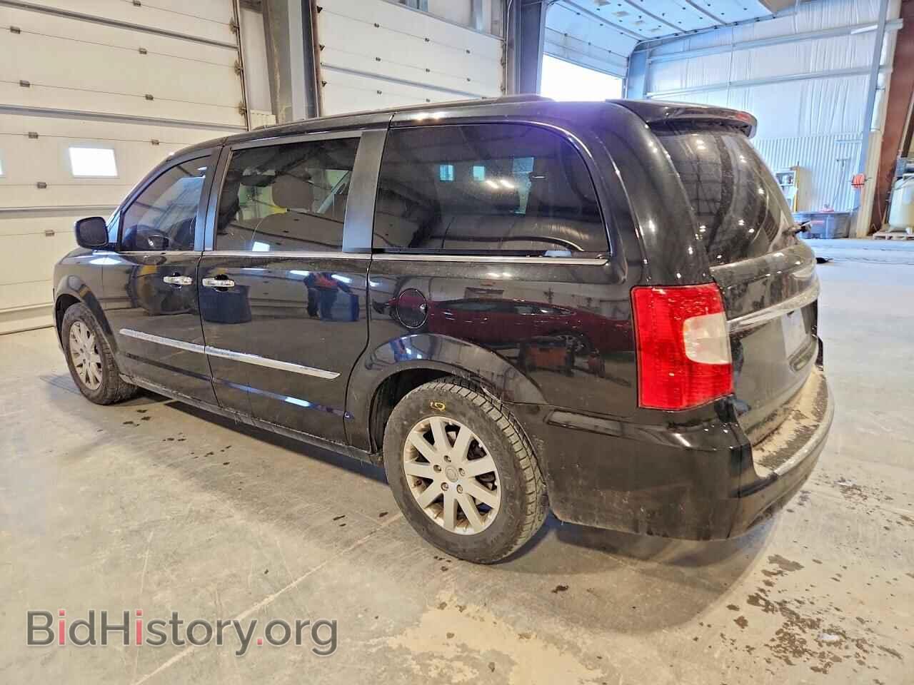 2011 CHRYSLER MINIVAN - VIN: 2A4RR8DG7BR635898 - Photo 2