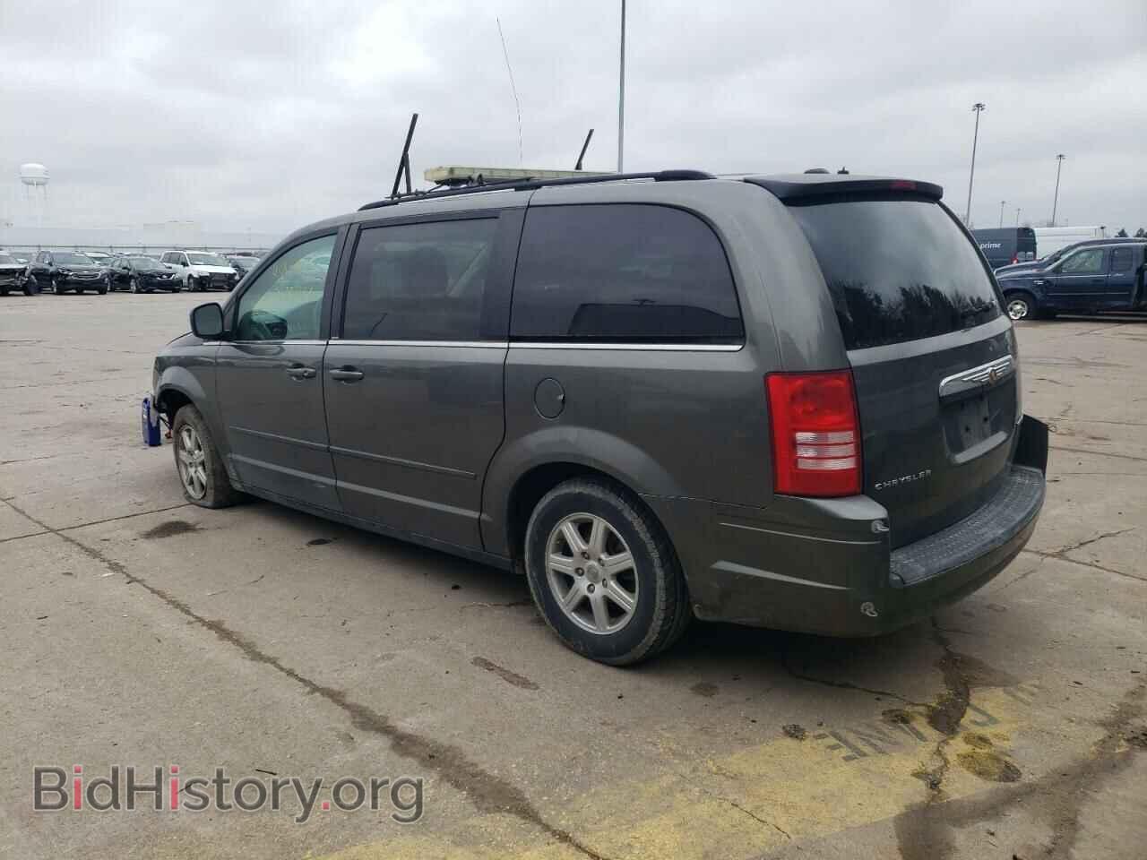 2010 CHRYSLER MINIVAN - VIN: 2A4RR2D10AR435145 - Photo 2