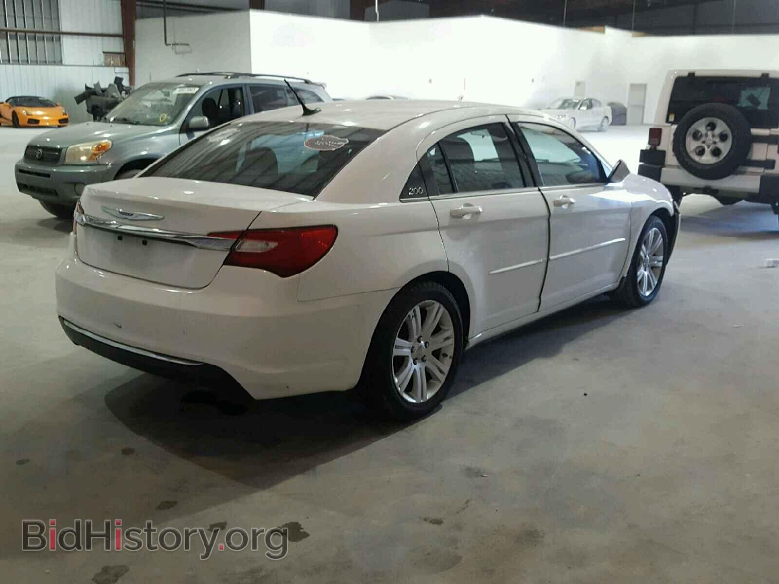 2012 CHRYSLER 200 - VIN: 1C3CCBAB0CN317255 - Фото 4
