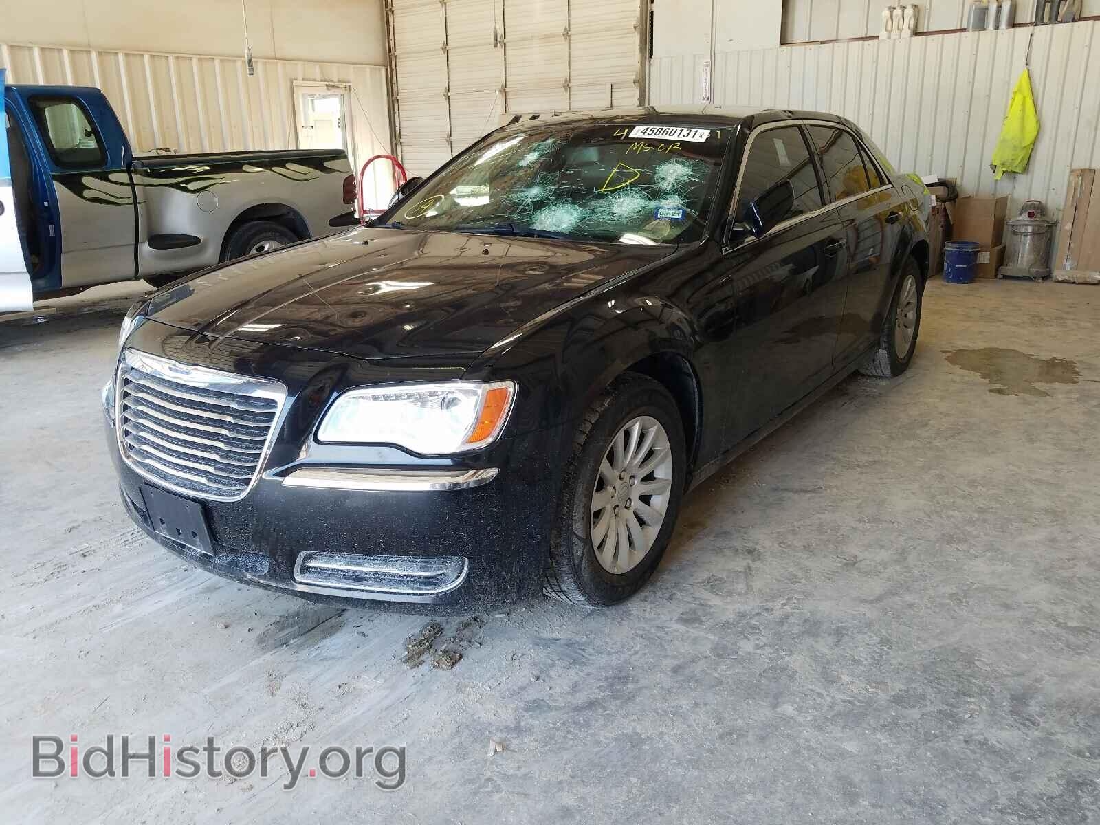 2014 CHRYSLER 300 - VIN: 2C3CCAAG0EH381099 - Photo 2